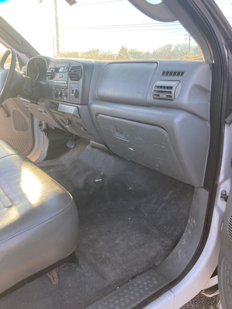 2005 Ford F-450 photo 8