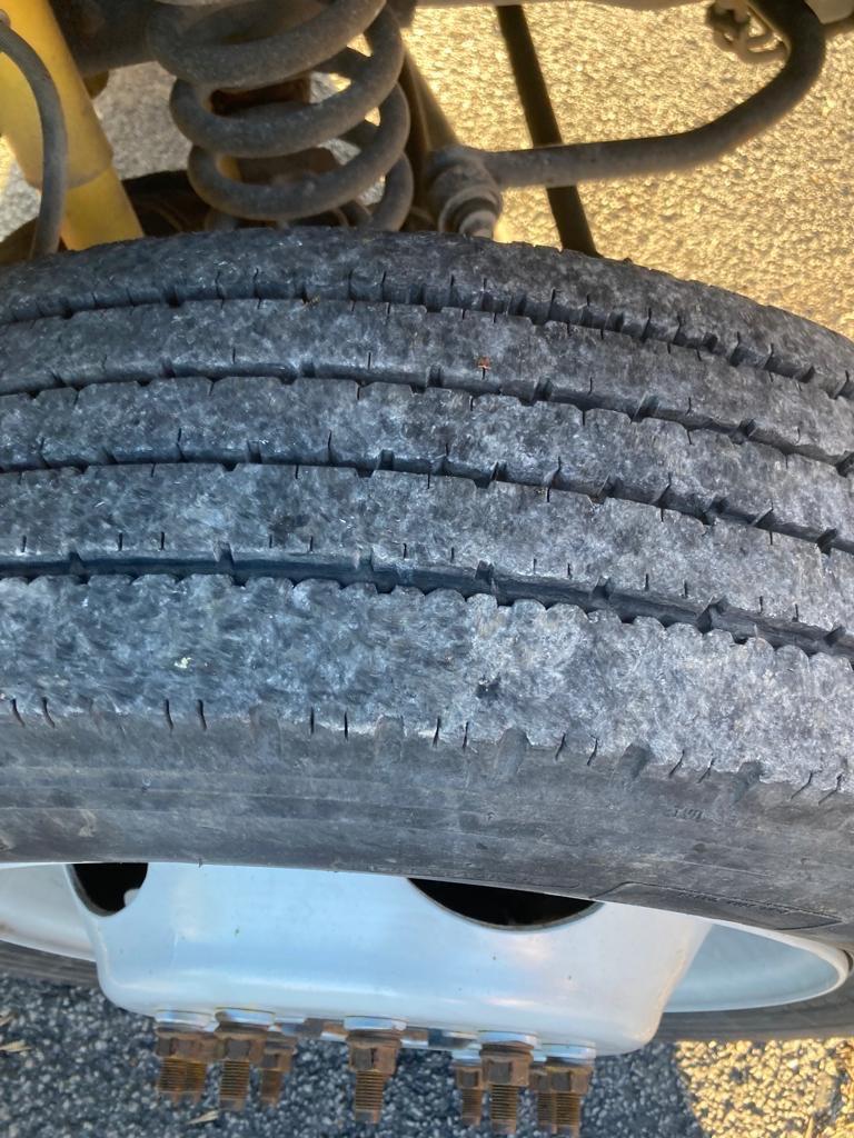 2005 Ford F-450 photo 14