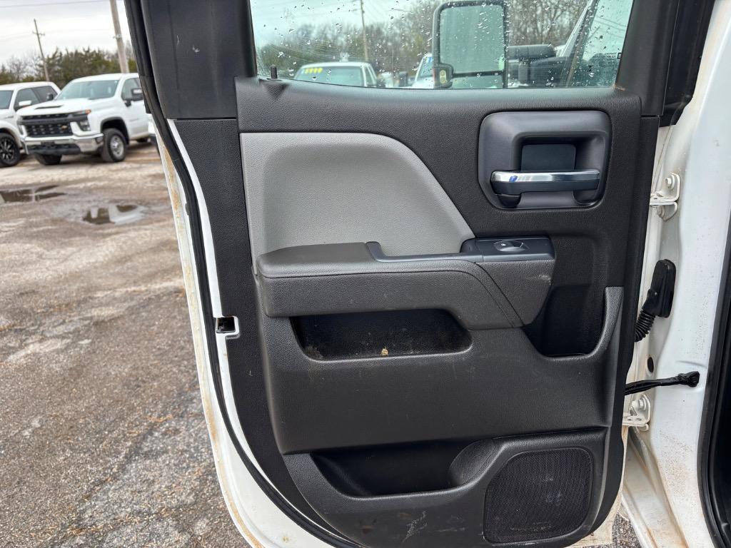 2017 Chevrolet Silverado 2500HD photo 18