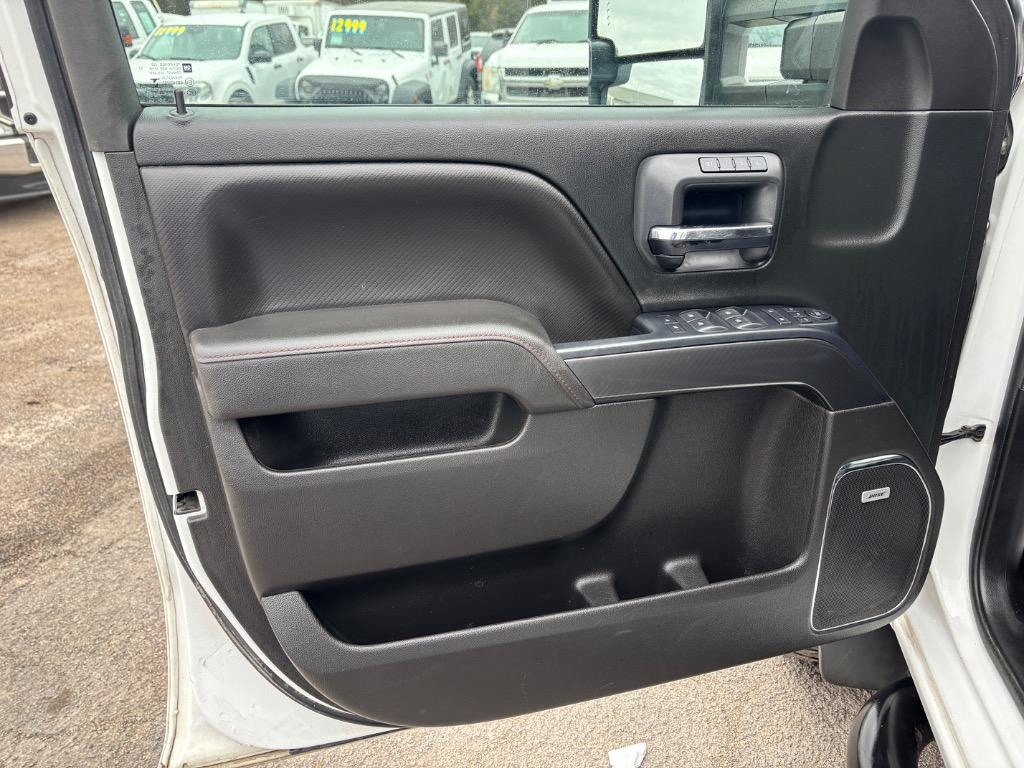 2017 Gmc Sierra 2500 SLT photo 11