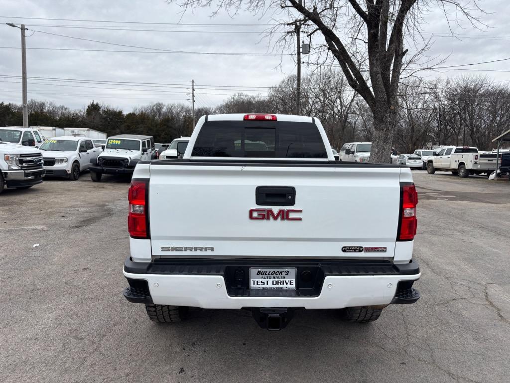 2017 Gmc Sierra 2500 SLT photo 4