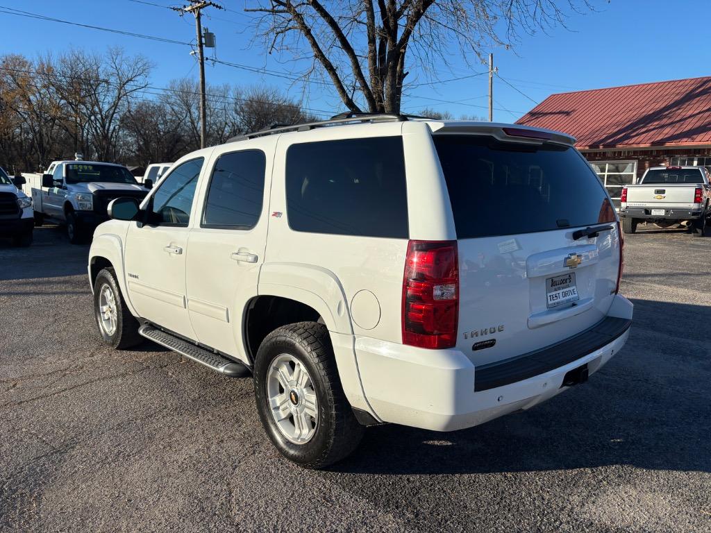 2011 Chevrolet Tahoe LT photo 6