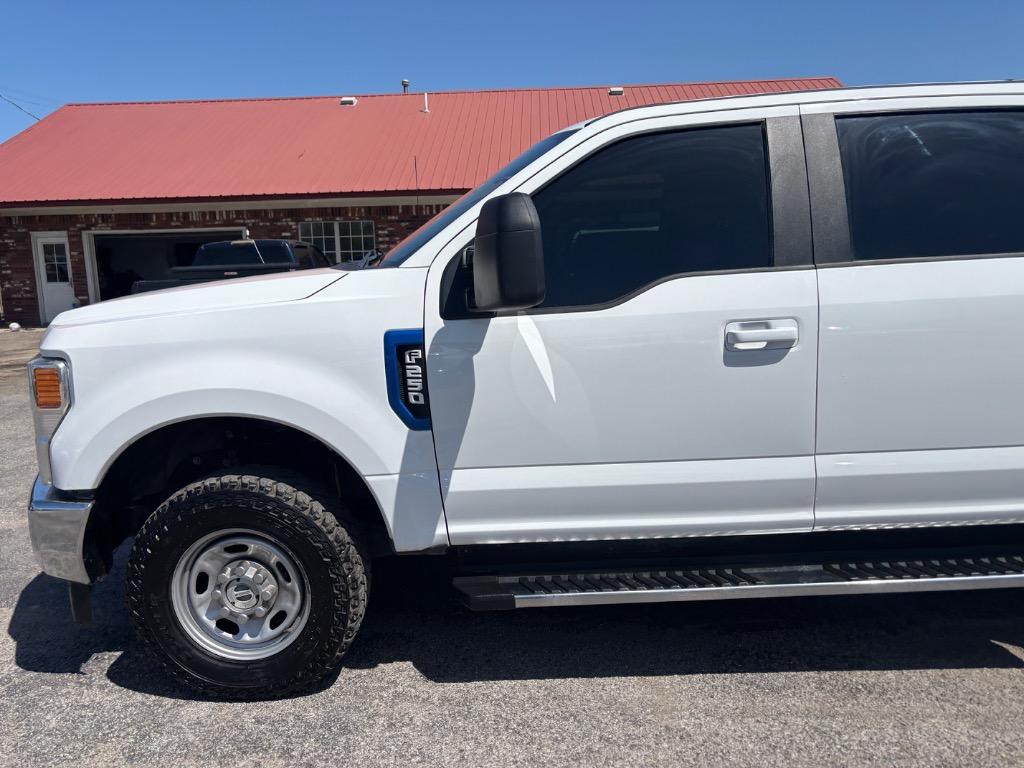 2021 Ford F-250 photo 3