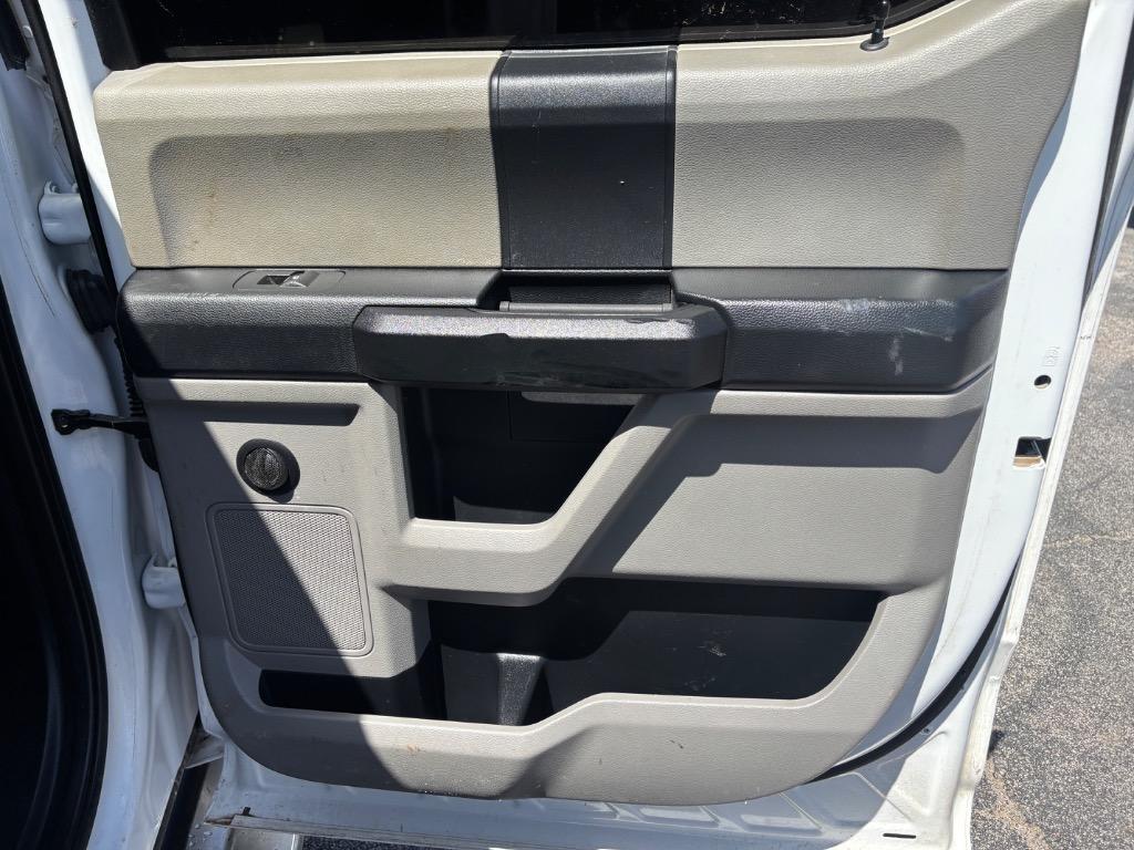 2021 Ford F-250 photo 20