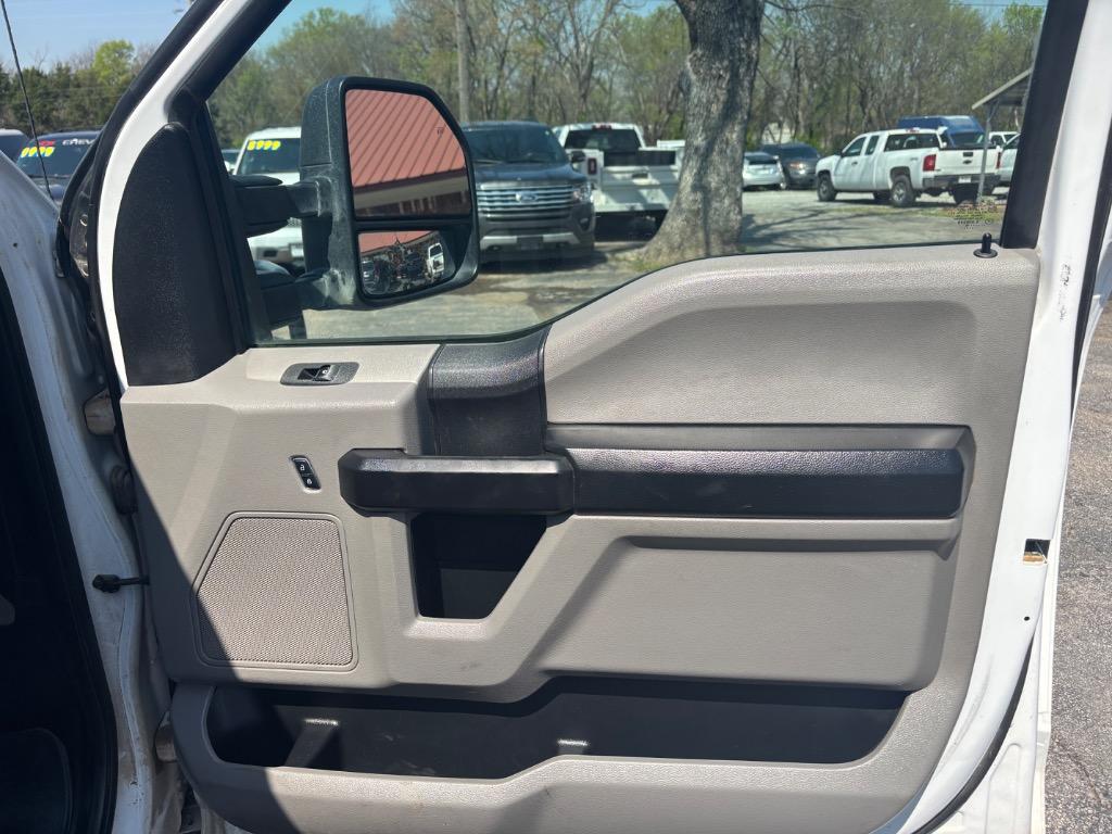 2018 Ford F-250 photo 24