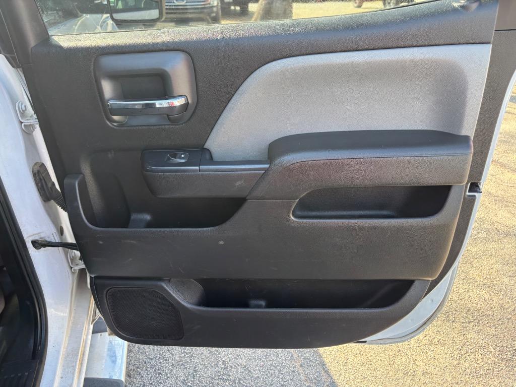 2017 Chevrolet Silverado 3500HD photo 22