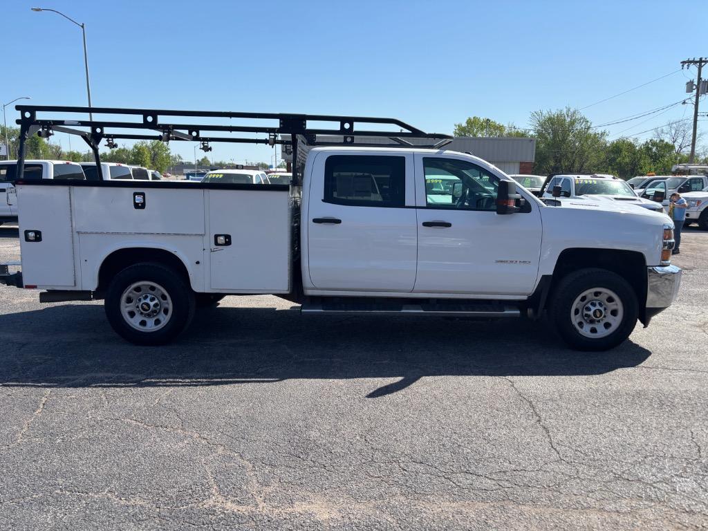 2017 Chevrolet Silverado 3500HD photo 9