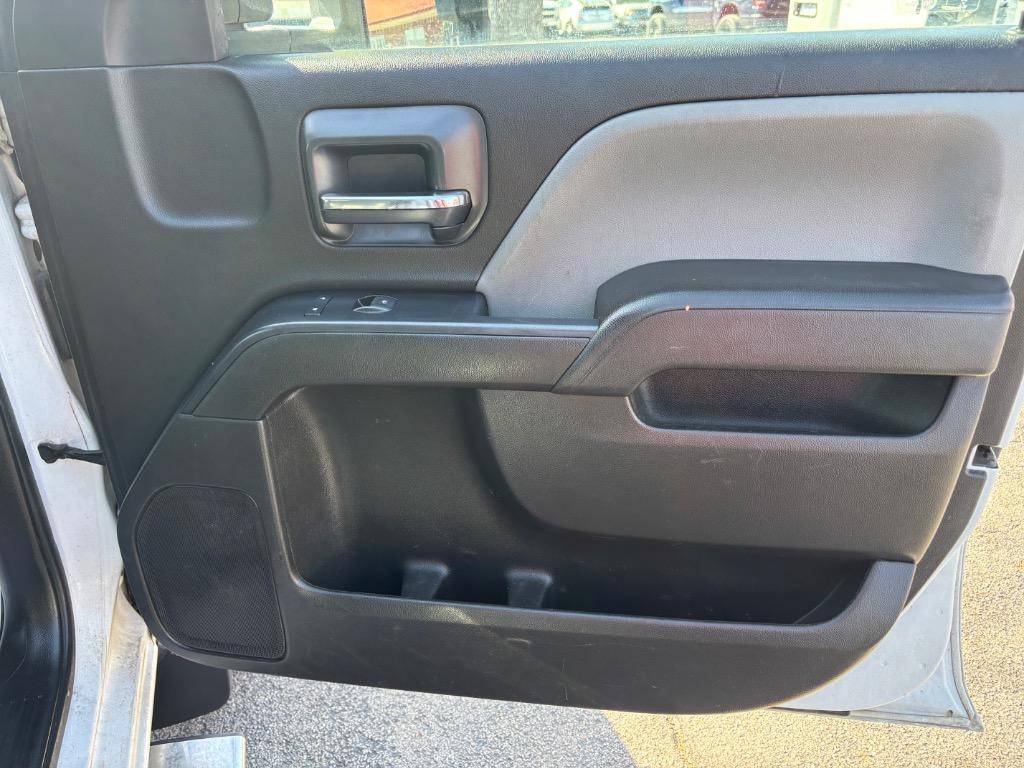 2017 Chevrolet Silverado 3500HD photo 24