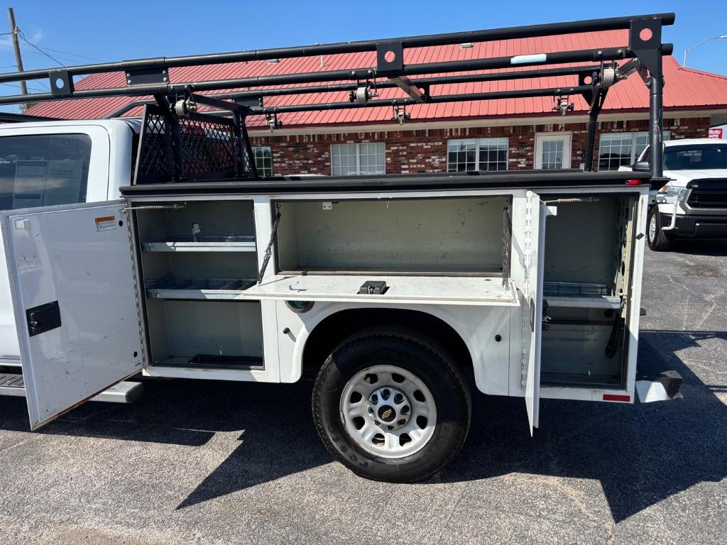 2017 Chevrolet Silverado 3500HD photo 5
