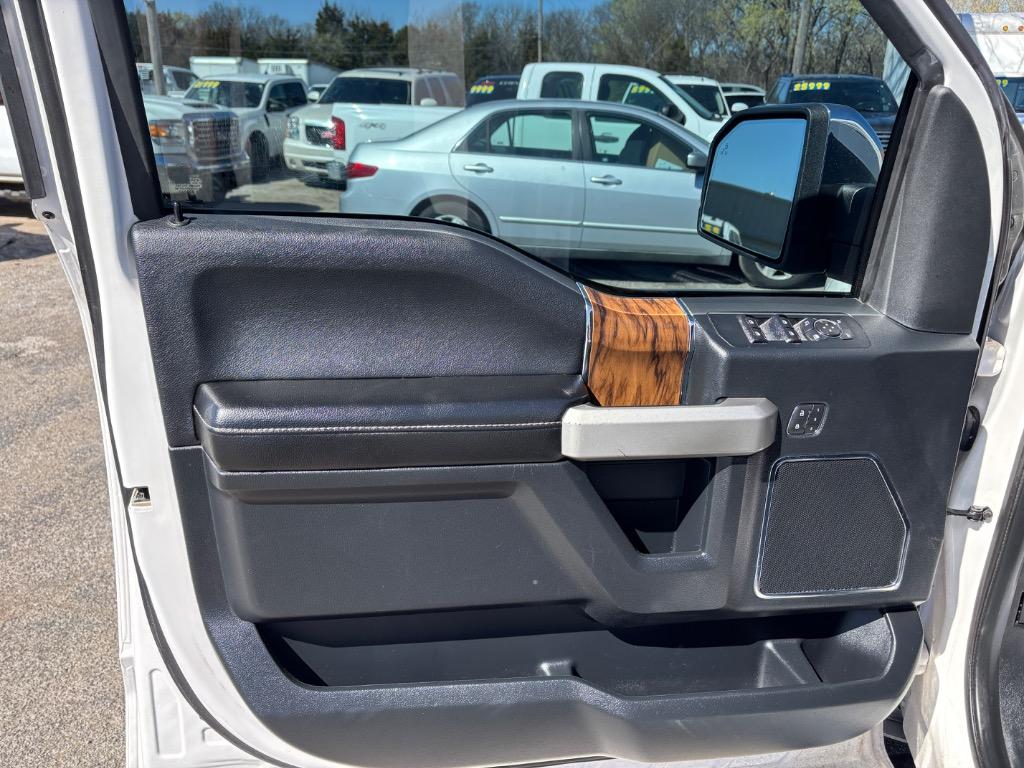 2019 Ford F-150 photo 12