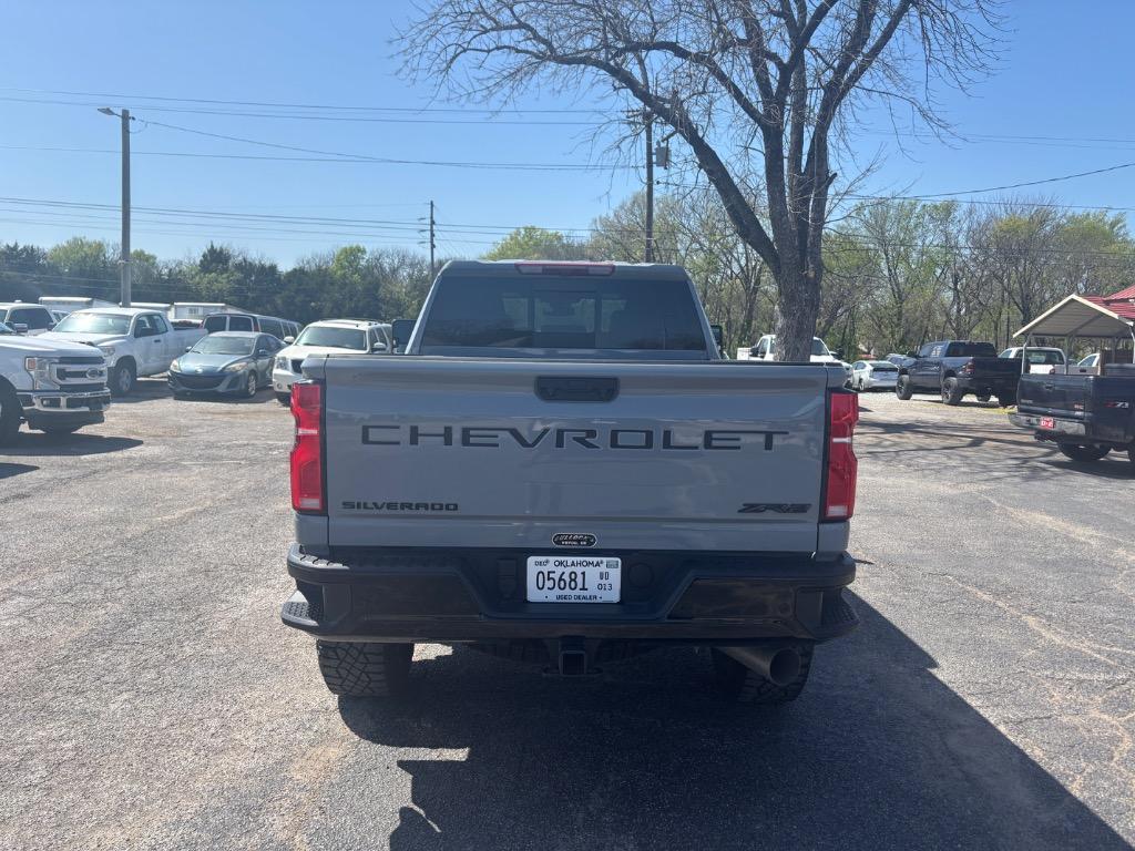 2024 Chevrolet Silverado 2500HD ZR2 photo 6