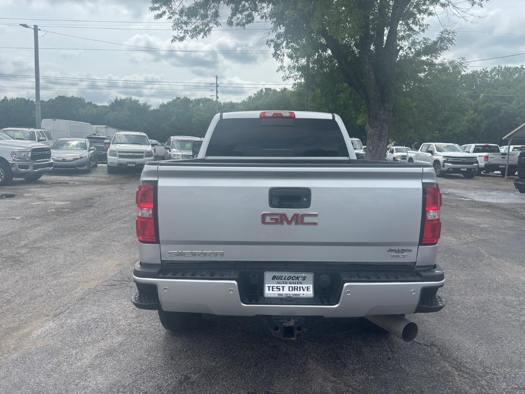 2017 Gmc Sierra 2500 Denali photo 4