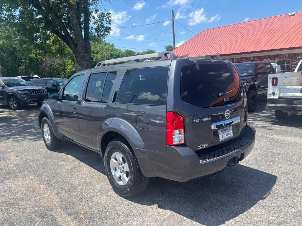 2012 Nissan Pathfinder S photo 3