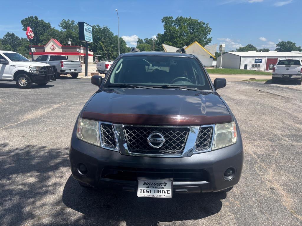 2012 Nissan Pathfinder S photo 8
