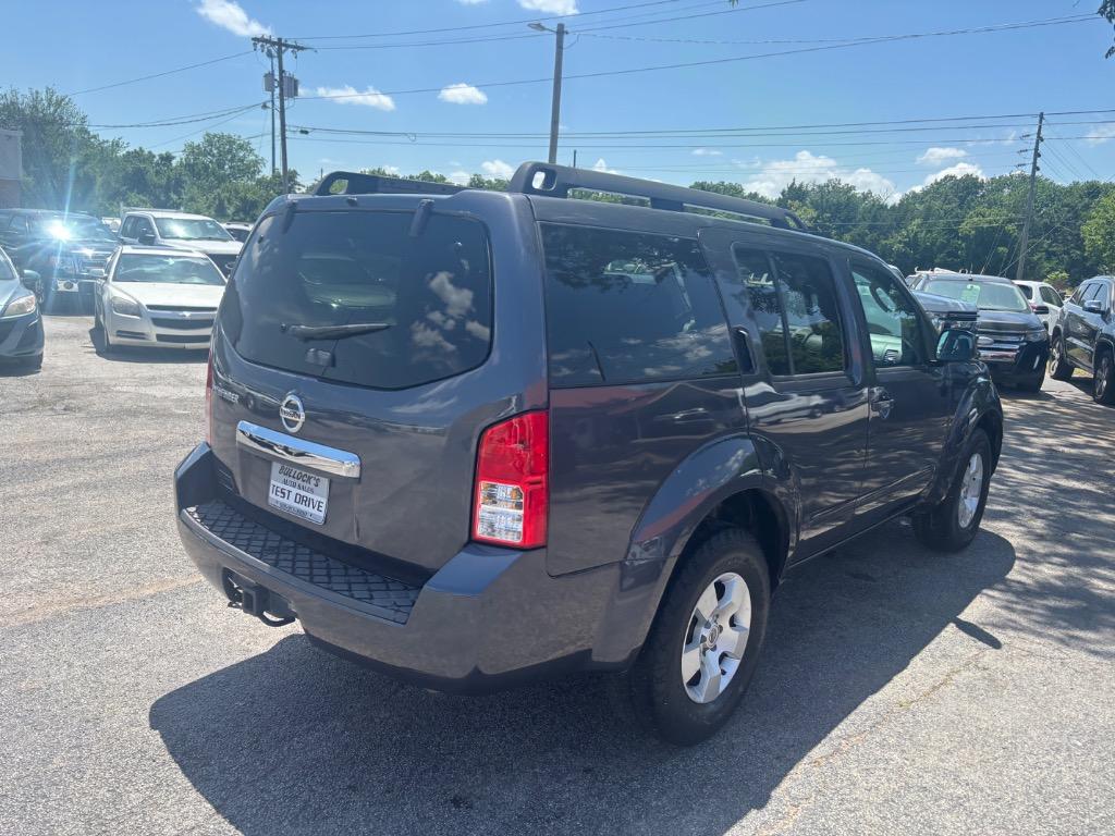 2012 Nissan Pathfinder S photo 5