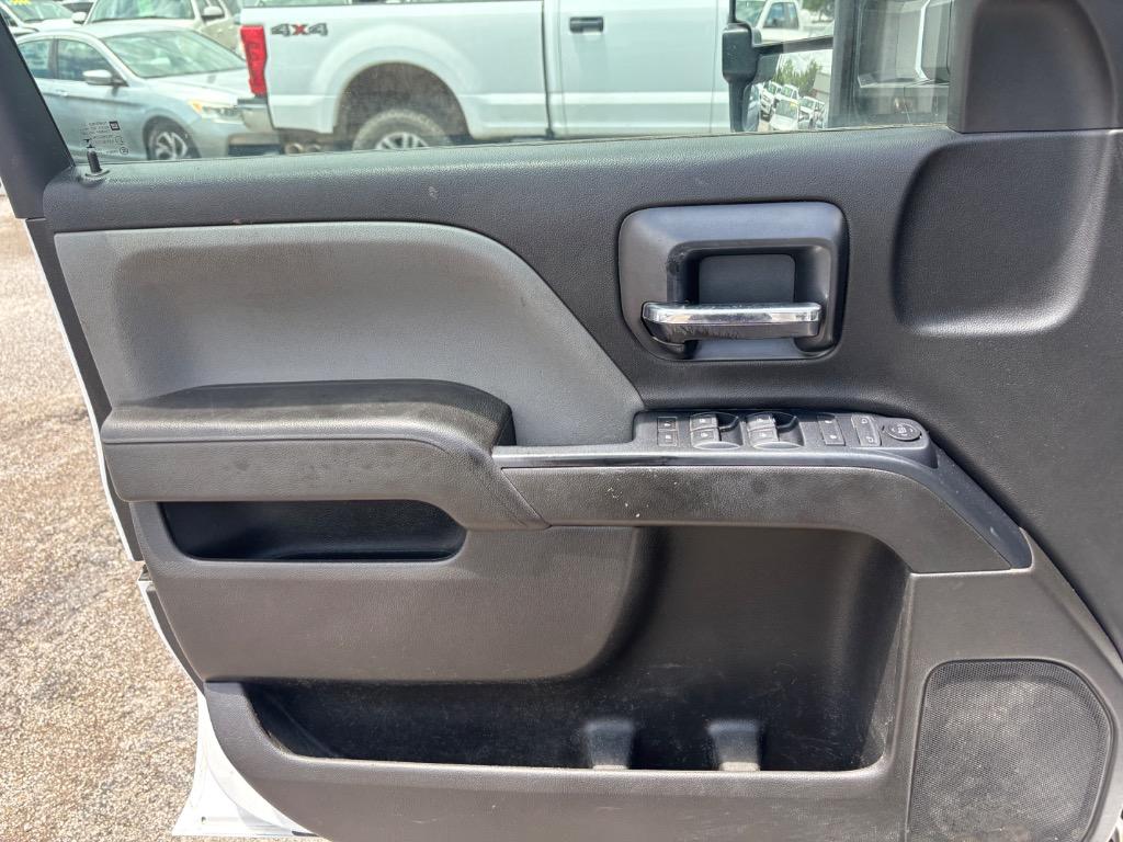 2018 Chevrolet Silverado 3500HD photo 12