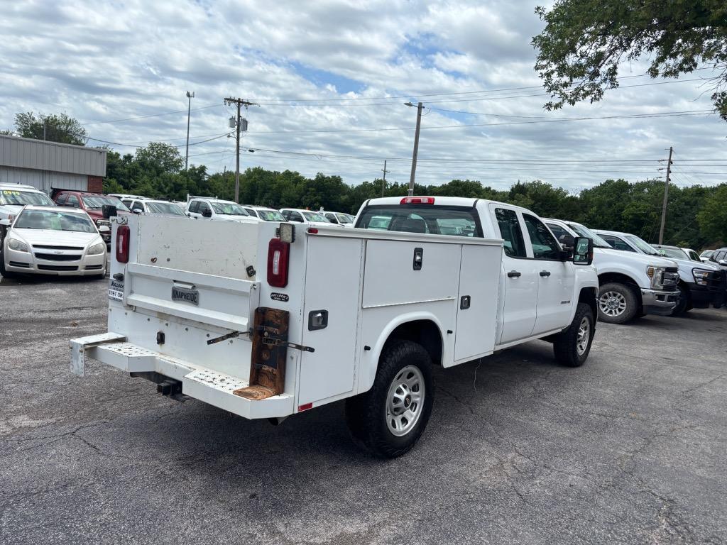 2018 Chevrolet Silverado 3500HD photo 6