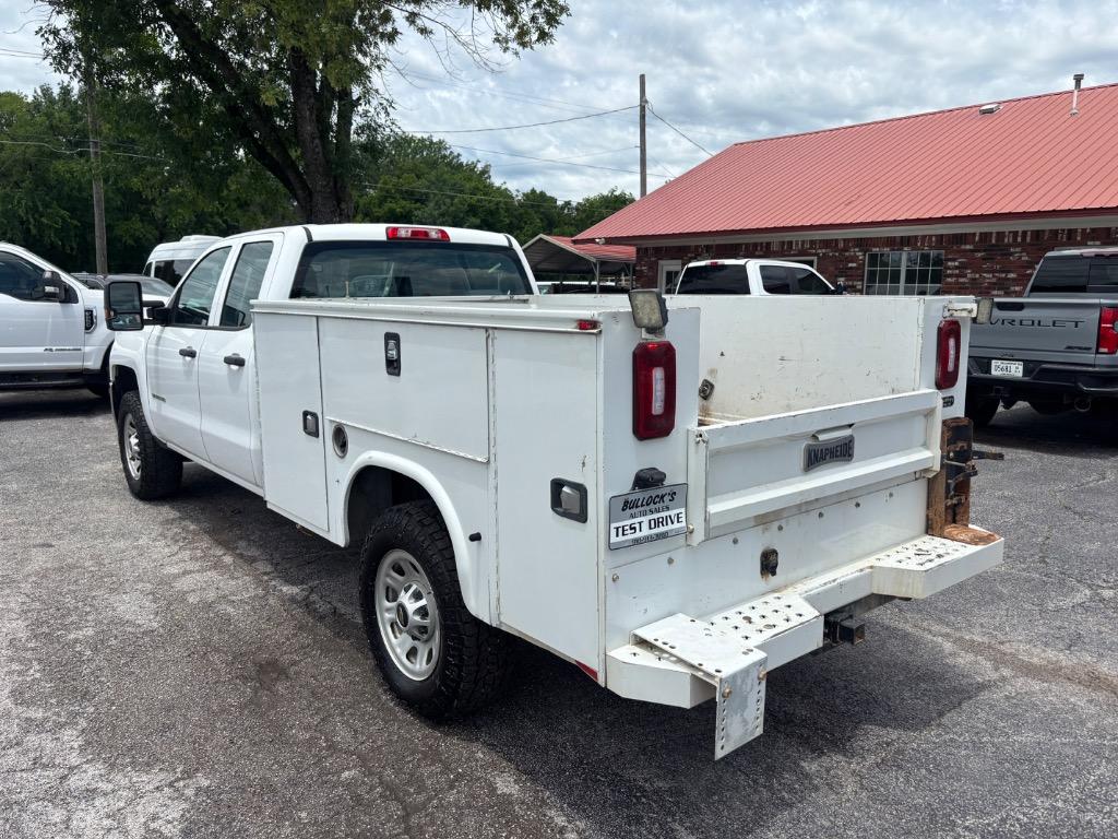 2018 Chevrolet Silverado 3500HD photo 4