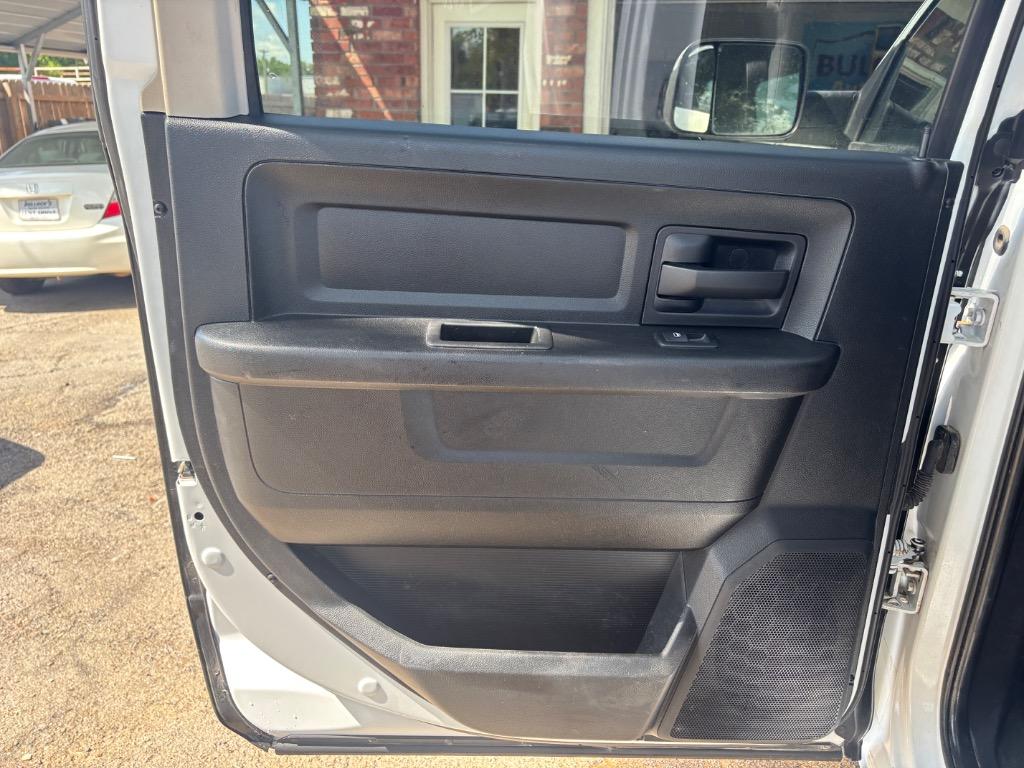 2018 Ram 2500 Tradesman photo 15