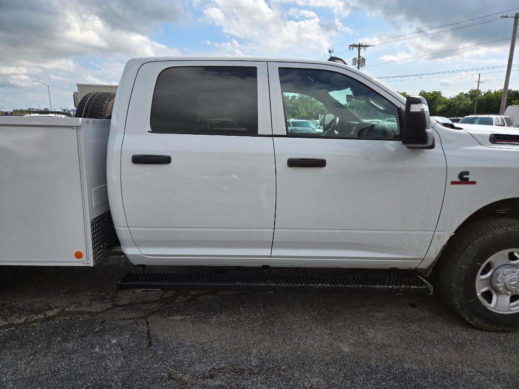 2024 Ram 3500 Tradesman photo 10