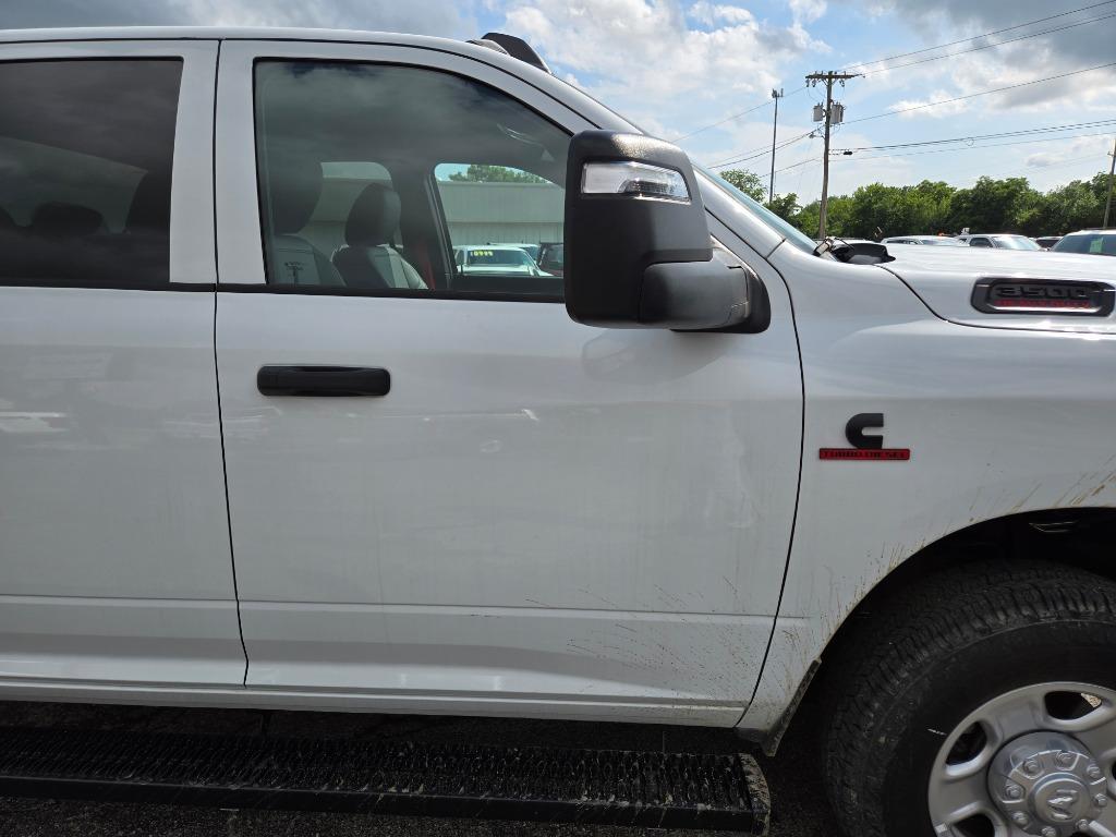 2024 Ram 3500 Tradesman photo 9