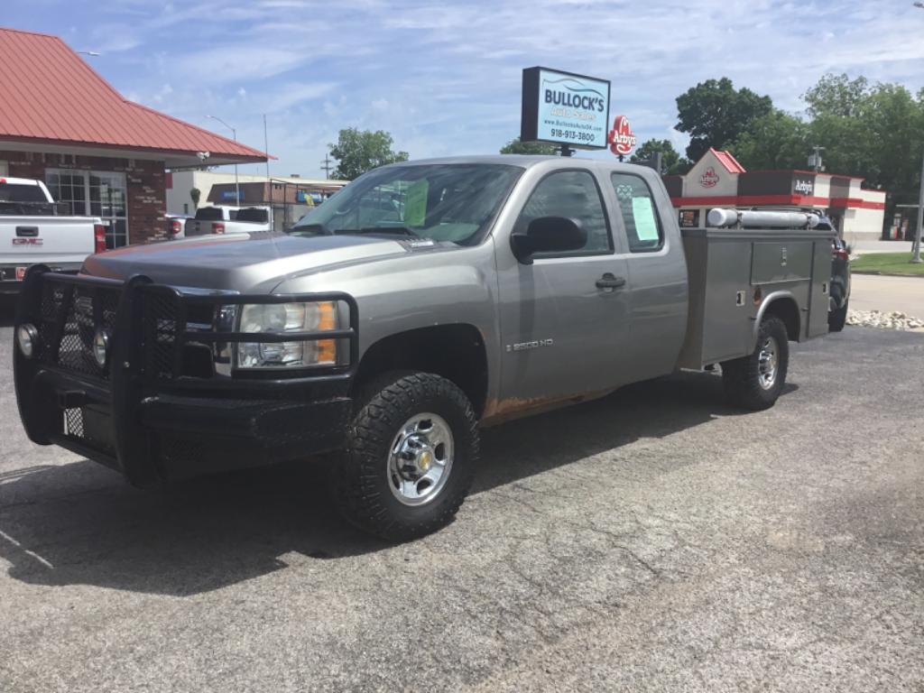 2009 Chevrolet Silverado HD Work Truck 4X4 Extended Cab LWB's photo