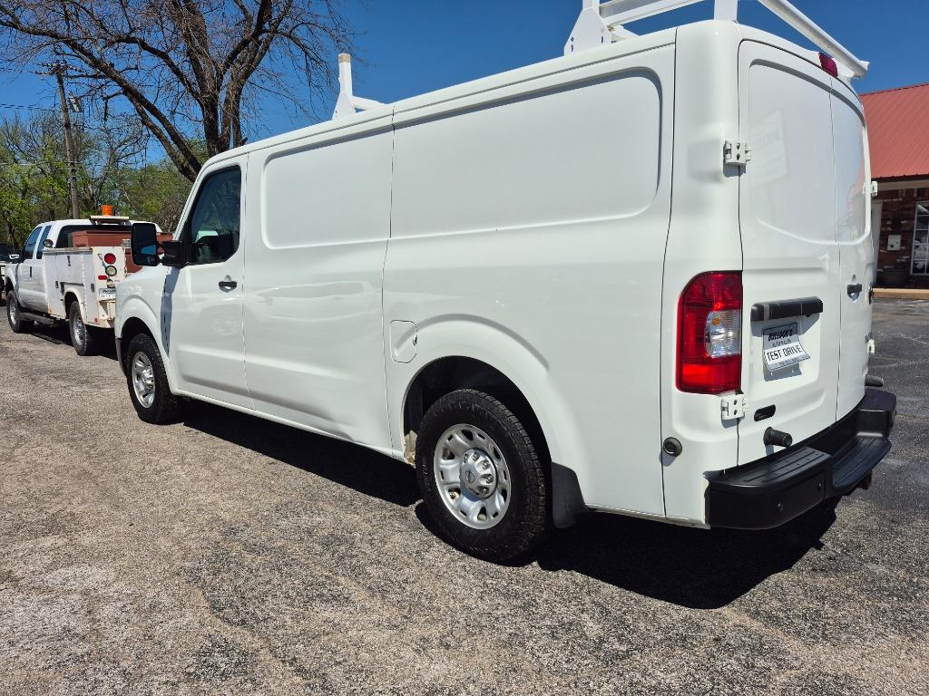2020 Nissan NV Cargo SV