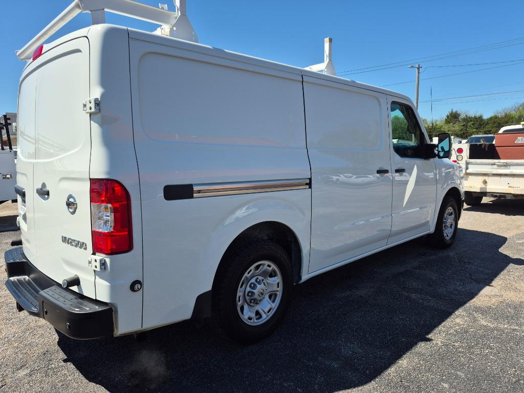 2020 Nissan NV Cargo SV