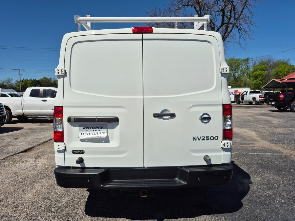 2020 Nissan NV Cargo SV