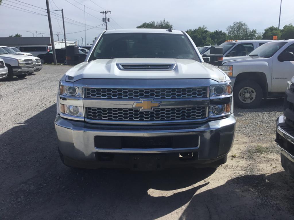 2019 Chevrolet Silverado HD Work Truck 4WD Crew Cab Standard Box's photo
