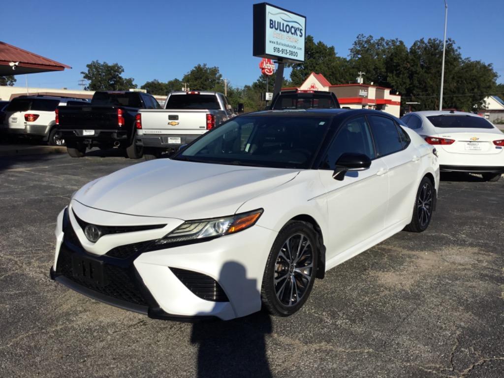2019 Toyota Camry XSE